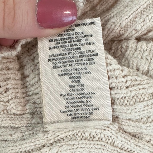 Free People Cream V-Neck Sweater - Picture 12 of 14
